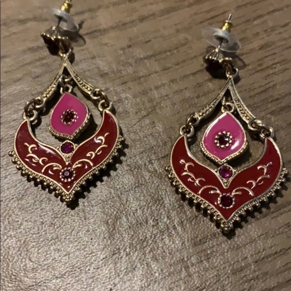 VTG Dark Pink Enamel Earrings - Picture 2 of 4